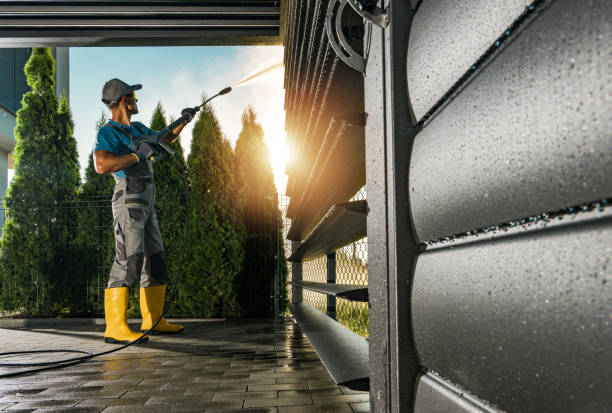 Best Factory Floor Cleaning  in Lake Butler, FL